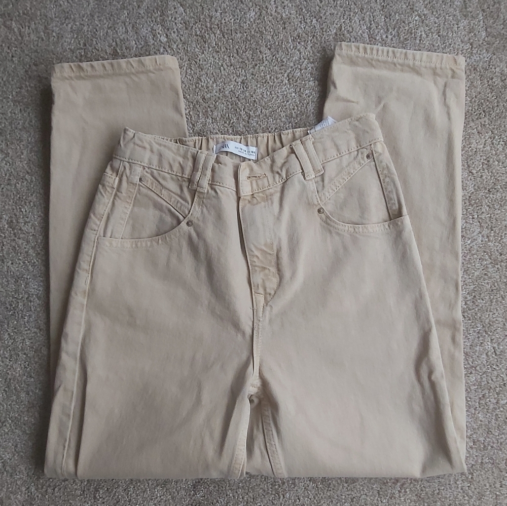 Zara Tan Jeans